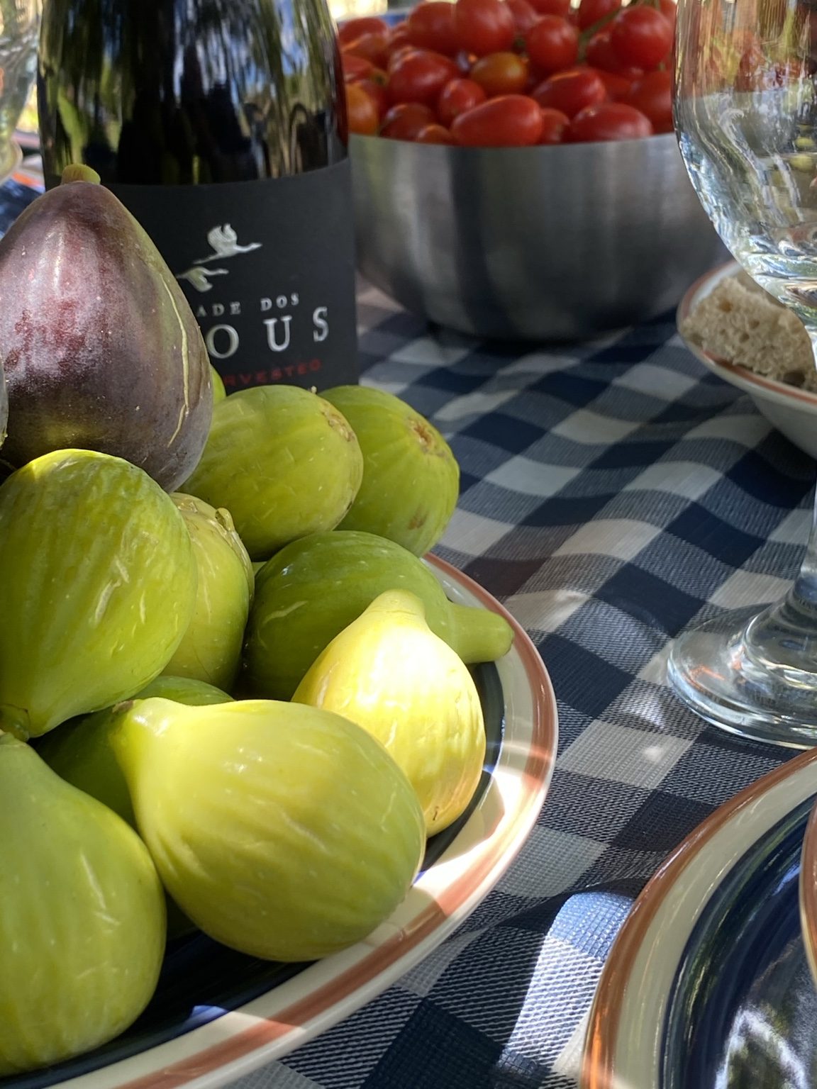 Seasonal figs from the farm